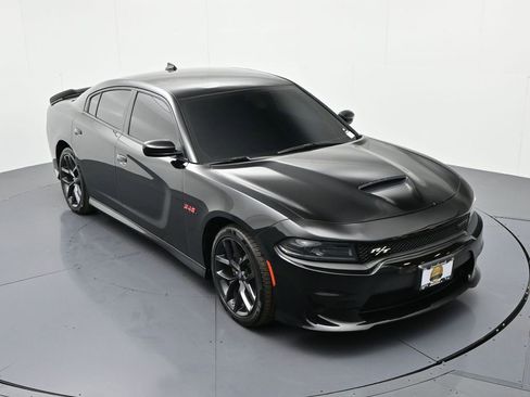 Used 2022 Dodge Charger R/T w/ Blacktop Package image 16