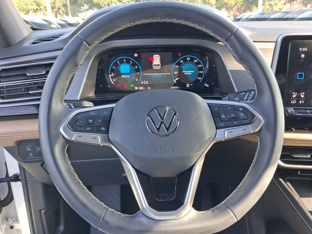 Certified 2024 Volkswagen Atlas Cross Sport SE FWD image 20