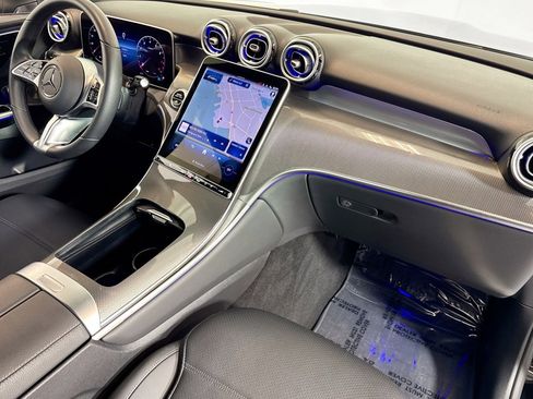 Certified 2025 Mercedes-Benz GLC 300 image 27