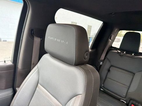 Used 2019 GMC Sierra 1500 Denali w/ Denali Ultimate Package AWD/4WD image 71