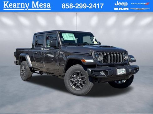 New 2026 Jeep Gladiator Sport AWD/4WD image 1