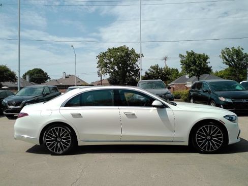 Used 2021 Mercedes-Benz S 580 4MATIC Sedan image 5