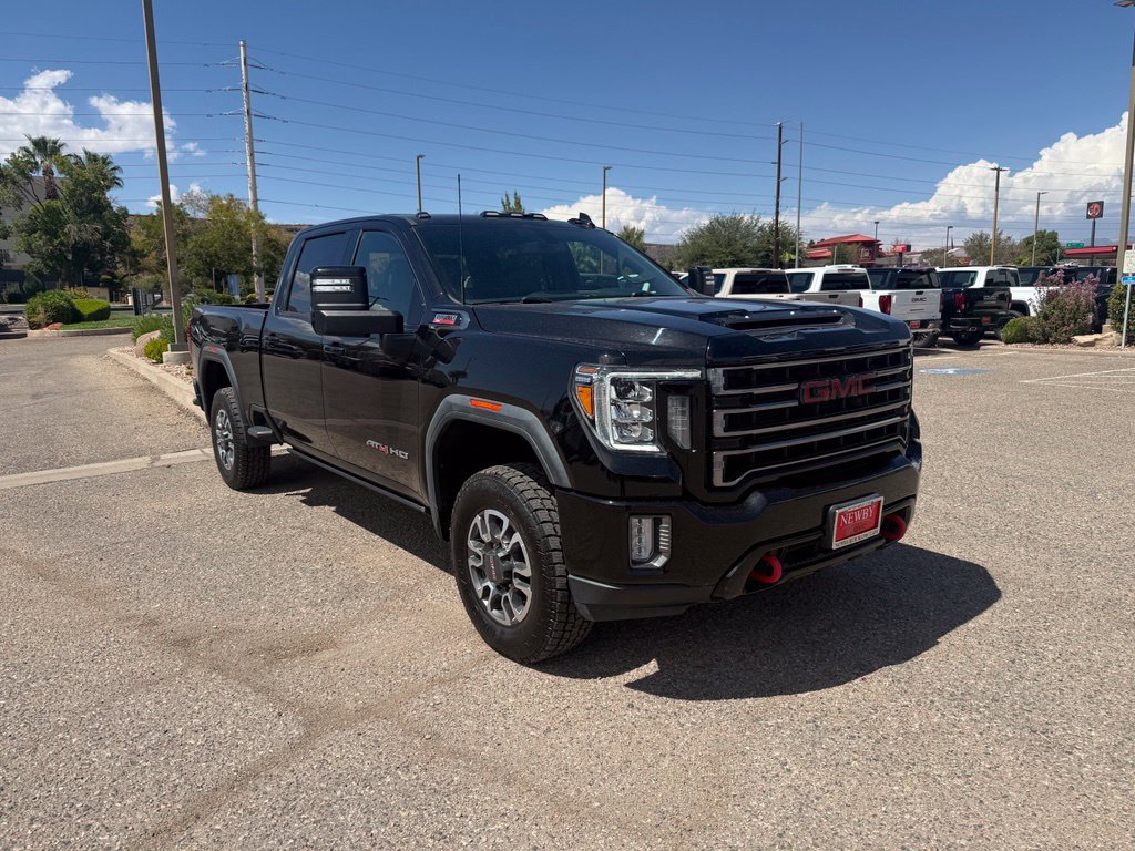 Used 2022 GMC Sierra 2500 AT4 w/ Gooseneck/5TH Wheel Package AWD/4WD image 3