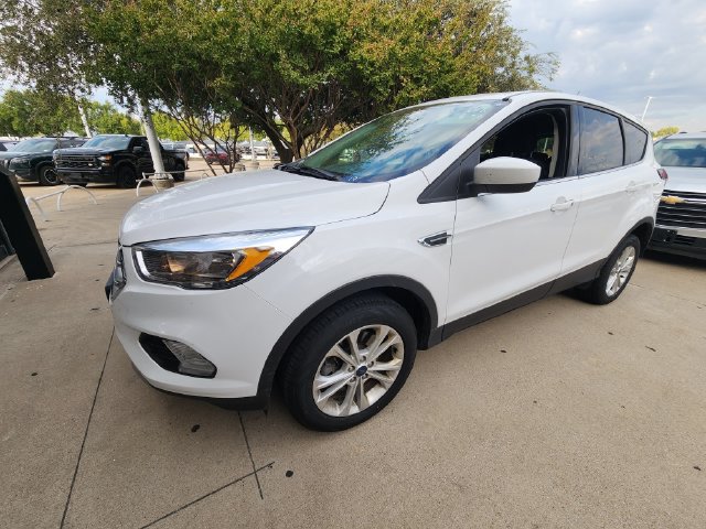 Used 2019 Ford Escape SE AWD/4WD image 2