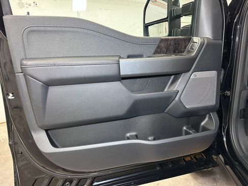 New 2026 Ford F350 Lariat image 19