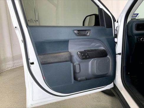 Used 2025 Ford Maverick XL FWD image 21