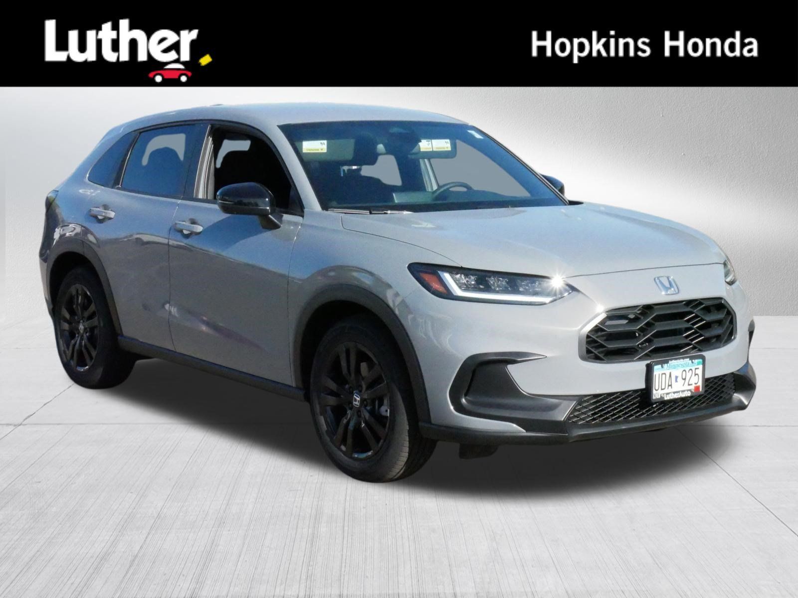 Used 2027 Honda HR-V Sport image 1