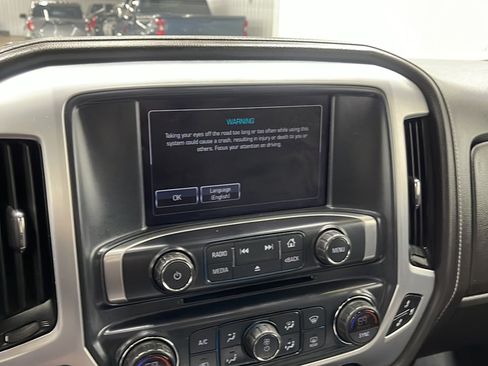 Used 2018 GMC Sierra 1500 SLT w/ SLT Premium Package AWD/4WD image 8