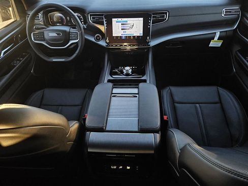 New 2025 Jeep Wagoneer Series II w/ Premium Group I image 30