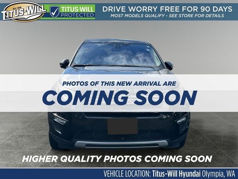 Used 2017 Land Rover Discovery Sport HSE image 2