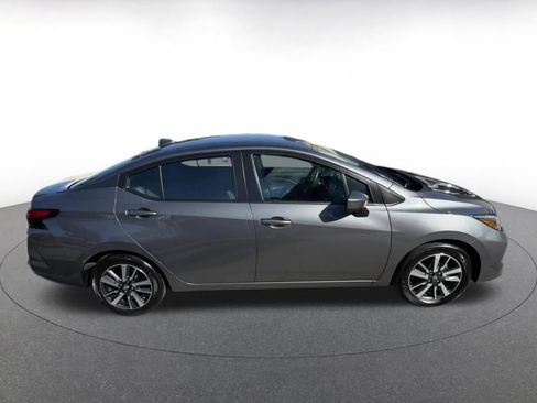 Used 2025 Nissan Versa SV image 16