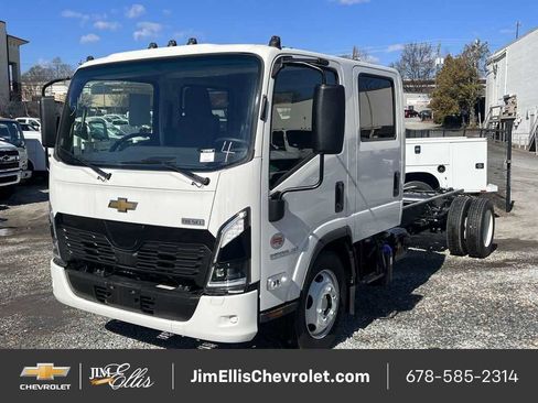 New 2025 Chevrolet Low Cab Forward 5500XD image 1