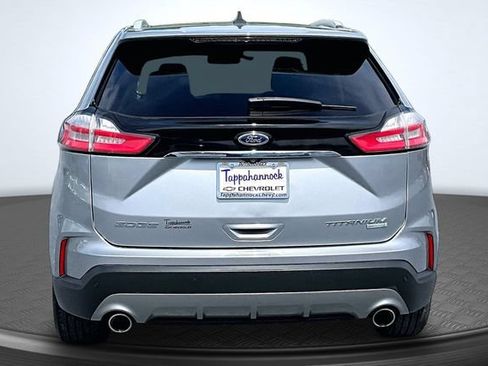Used 2020 Ford Edge Titanium FWD image 5