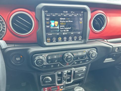 Used 2019 Jeep Wrangler Unlimited Rubicon w/ Dual Top Group image 13