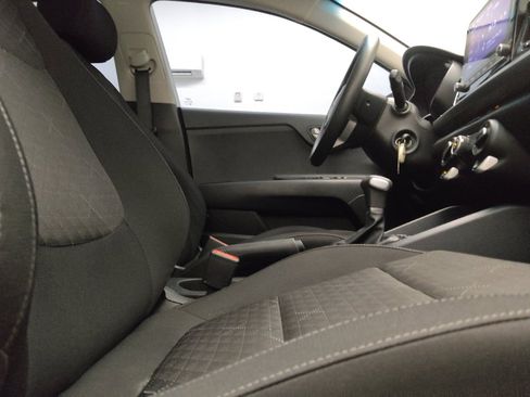 Used 2023 Kia Rio LX FWD image 21