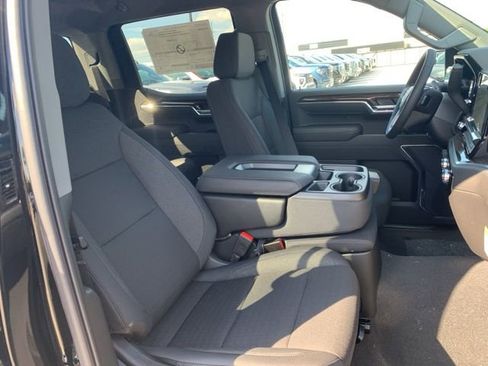 New 2026 GMC Sierra 1500 Elevation image 28