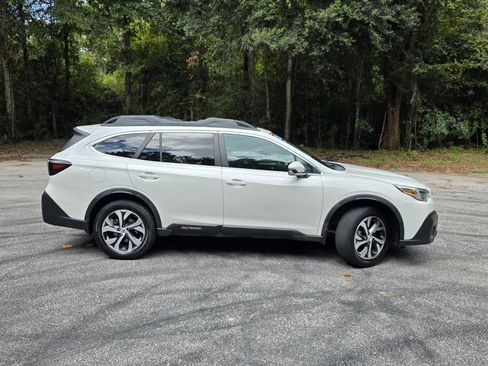 Used 2020 Subaru Outback Limited w/ Popular Package #2 AWD/4WD image 37