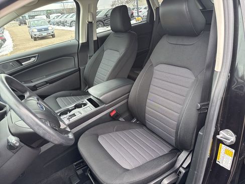 Certified 2021 Ford Edge SE image 25