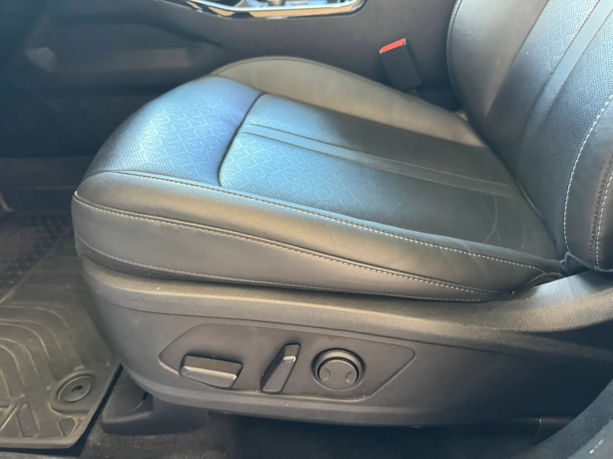 Used 2022 Kia Sorento SX FWD image 13