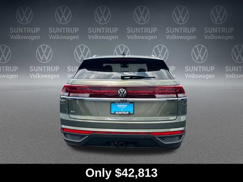 Used 2026 Volkswagen Atlas Cross Sport SE AWD/4WD image 4