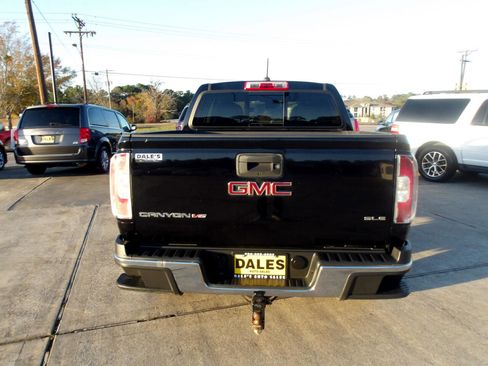 Used 2018 GMC Canyon SLE w/ SLE Convenience Package image 12