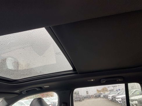 New 2025 Jeep Grand Cherokee Limited image 7