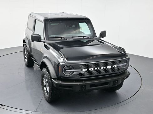 Used 2023 Ford Bronco Badlands image 33