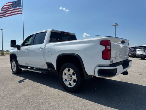 Used 2022 Chevrolet Silverado 2500 LTZ w/ Z71 Chrome Sport Edition AWD/4WD image 4