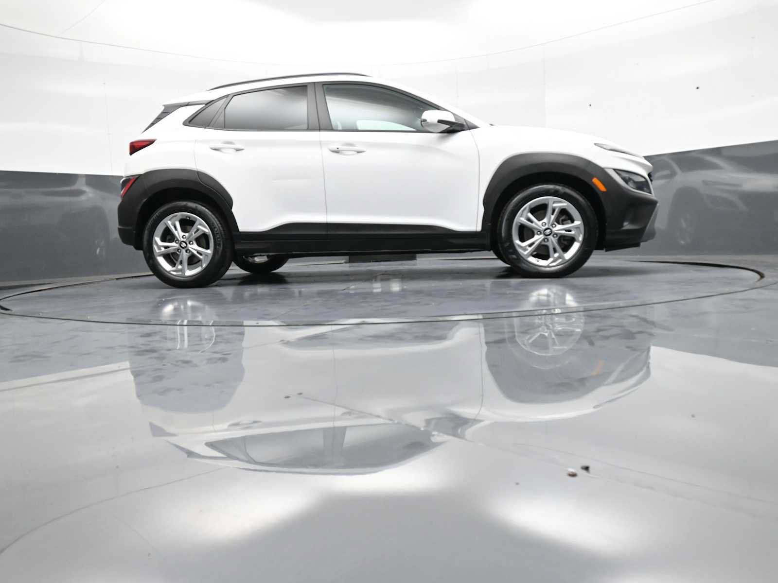 Certified 2023 Hyundai Kona SEL AWD/4WD image 26