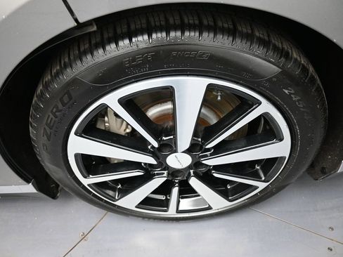 Used 2023 Lucid Air Touring image 15