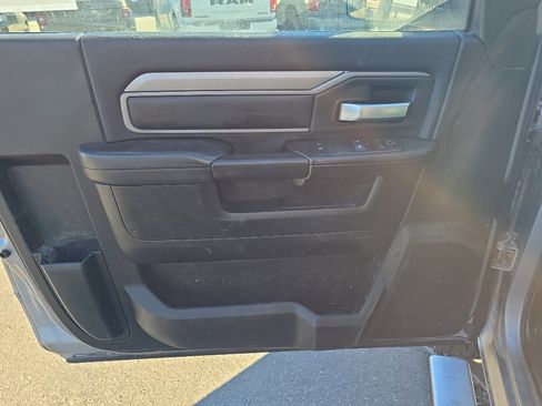 Used 2019 RAM 2500 Tradesman image 9