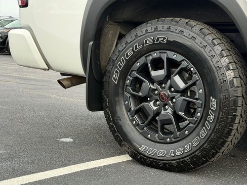 Used 2023 Nissan Frontier PRO-4X w/ Pro-4X Premium Package image 48