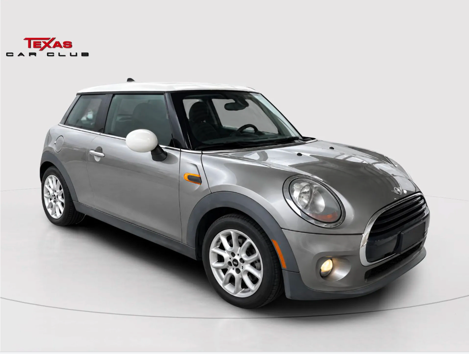 Used 2018 MINI Cooper 2-Door Hardtop FWD image 1