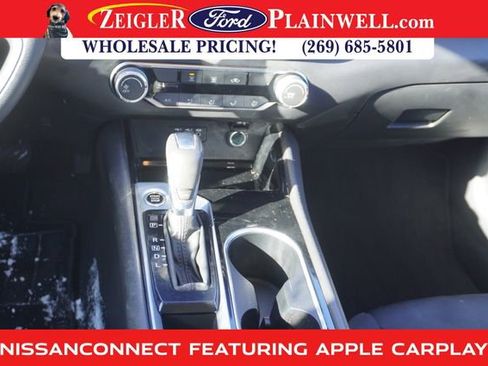 Used 2024 Nissan Altima 2.5 SV image 11
