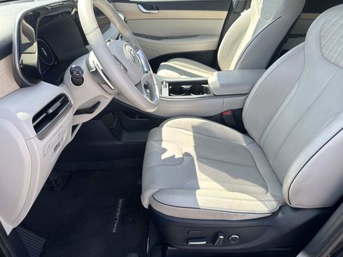 Used 2024 Hyundai Palisade Limited image 19