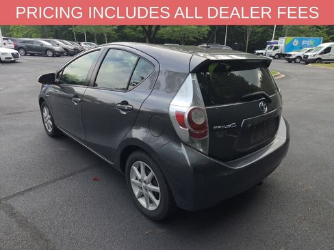 Used 2014 Toyota Prius C Three FWD image 10