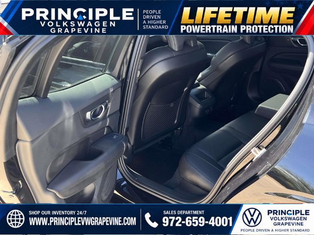 Used 2023 Volvo S60 B5 Plus w/ Climate Package FWD image 24