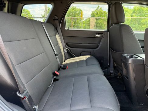 Used 2012 Ford Escape XLT AWD/4WD image 11