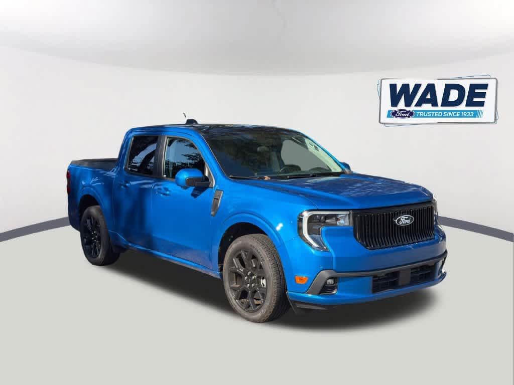 Used 2025 Ford Maverick Lobo AWD/4WD image 3