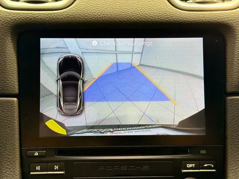 Used 2018 Porsche 718 Cayman Base image 12