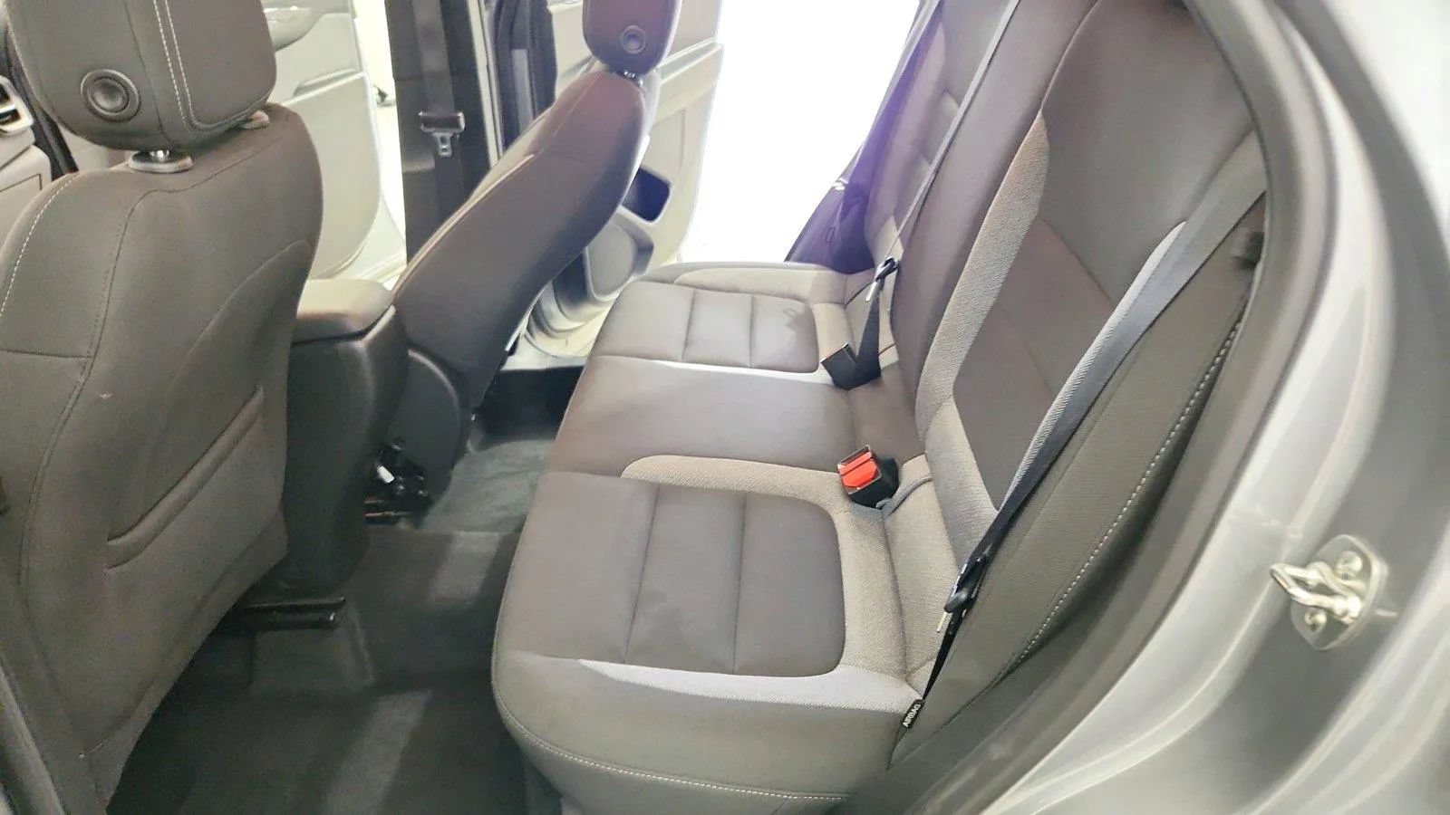 Used 2025 Chevrolet TrailBlazer LT AWD/4WD image 25