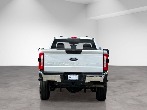 Used 2025 Ford F350 XLT w/ 360-Degree Camera Package AWD/4WD image 5