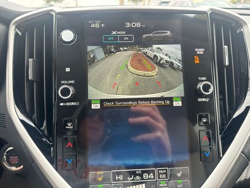 Used 2025 Subaru Ascent Premium image 31