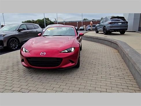 Used 2025 MAZDA MX-5 Miata RF Grand Touring image 51