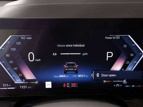 Used 2025 BMW X3 xDrive30i w/ Premium Package image 4