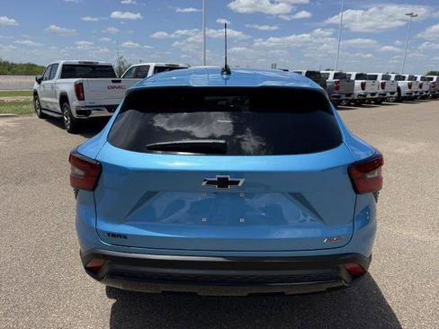 New 2026 Chevrolet Trax RS w/ Driver Confidence Package FWD image 8