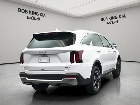 New 2026 Kia Sorento S w/ S Panoramic Sunroof Package AWD/4WD image 10