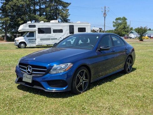 Used 2017 Mercedes-Benz C 300 4MATIC Sedan image 7