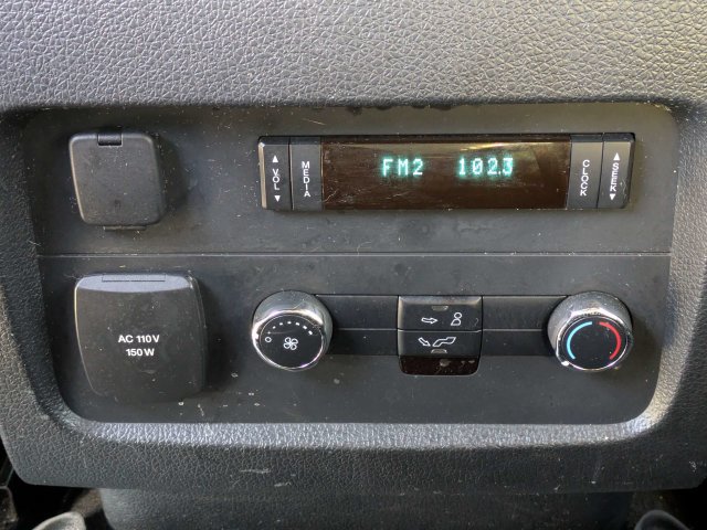 Used 2015 Ford Expedition XLT w/ Equipment Group 202A AWD/4WD image 15