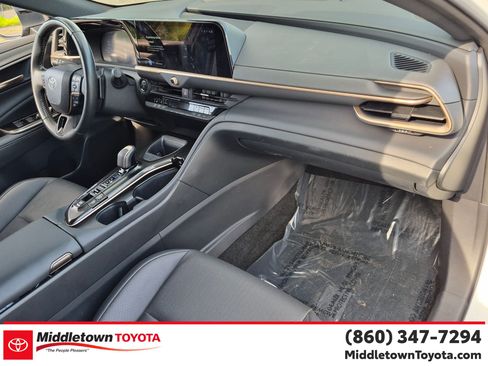 Certified 2025 Toyota Crown Signia AWD/4WD image 37